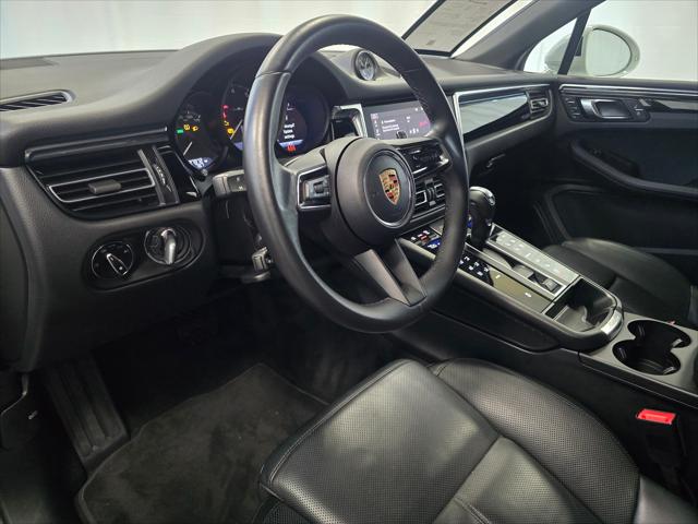 2024 Porsche Macan Unknown