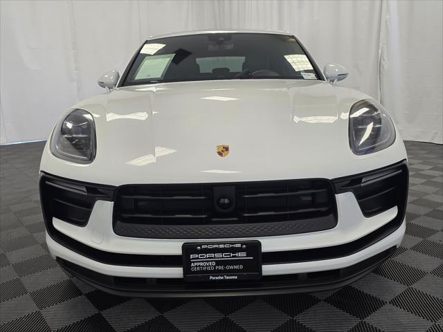2024 Porsche Macan Unknown