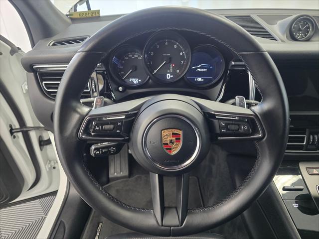 2024 Porsche Macan Unknown