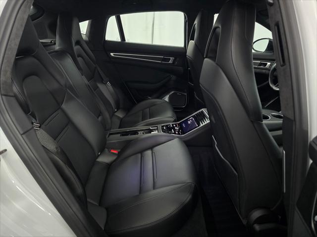 2023 Porsche Panamera GTS
