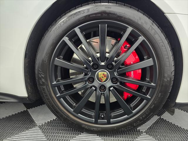 2023 Porsche Panamera GTS