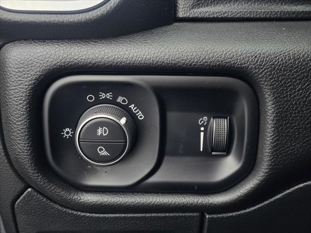 2024 Ram 1500 Big Horn Crew Cab 4x4 57 Box
