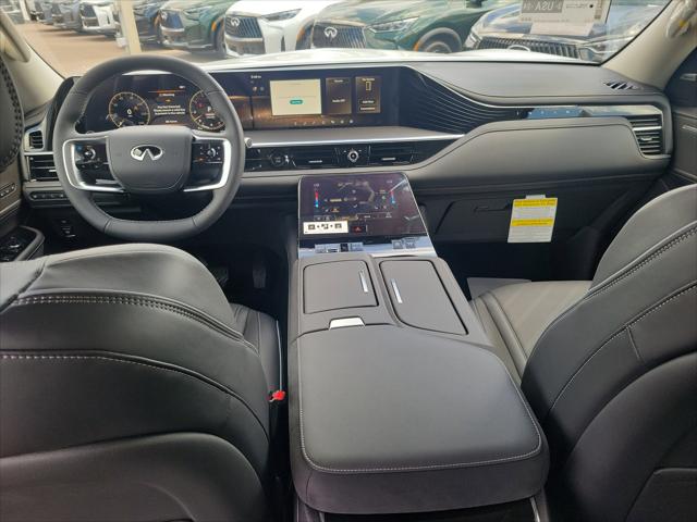2026 INFINITI QX80 LUXE