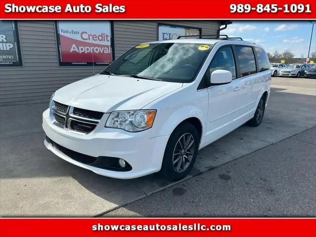 2017 Dodge Grand Caravan SXT for sale in Chesaning, MI