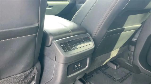 2023 Nissan Pathfinder SL 4WD
