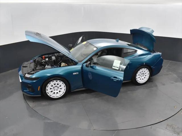 2026 Ford Mustang GT Premium Fastback