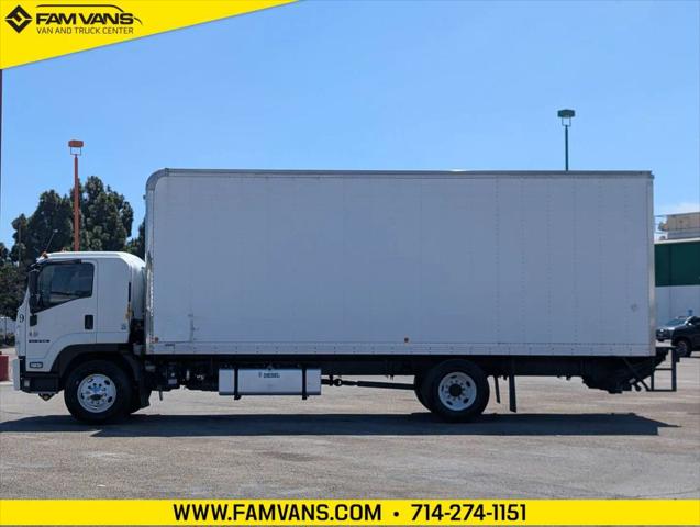 2020 Isuzu FTR 26FT Box Truck with Liftgate DIESEL