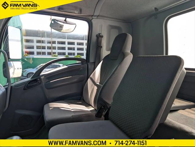 2020 Isuzu FTR 26FT Box Truck with Liftgate DIESEL