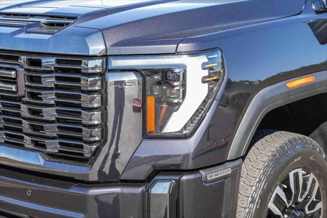 2024 GMC Sierra 2500HD 4WD Crew Cab Standard Bed Denali Ultimate