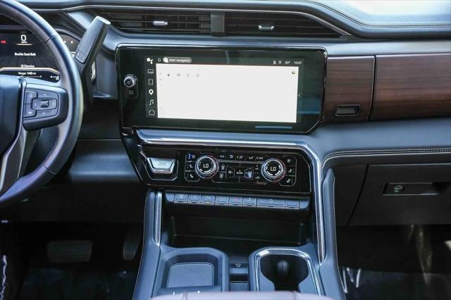 2024 GMC Sierra 2500HD 4WD Crew Cab Standard Bed Denali Ultimate