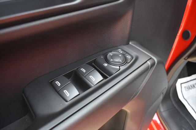 2026 Chevrolet Silverado 1500 4WD Crew Cab Short Bed Custom