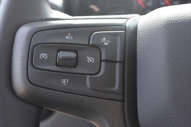 2026 Chevrolet Silverado 1500 4WD Crew Cab Short Bed Custom