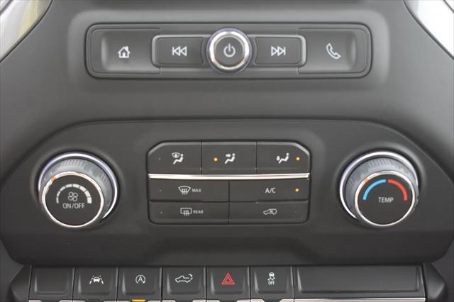 2026 Chevrolet Silverado 1500 4WD Crew Cab Short Bed Custom