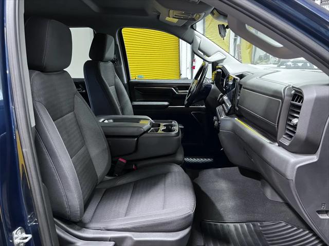 2022 Chevrolet Silverado 1500 4WD Crew Cab Standard Bed LT