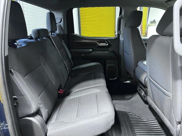2022 Chevrolet Silverado 1500 4WD Crew Cab Standard Bed LT