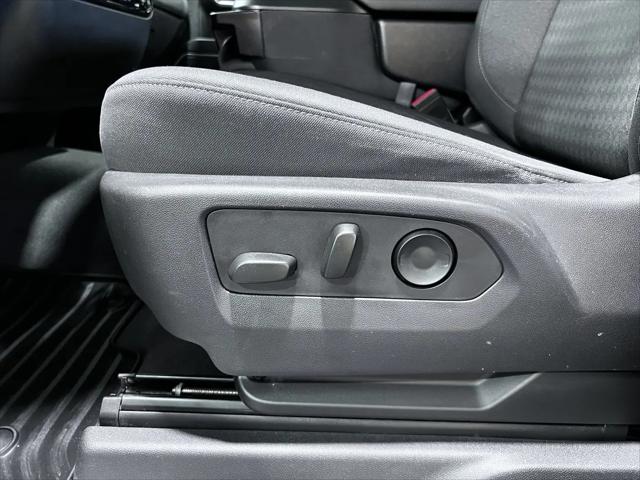 2022 Chevrolet Silverado 1500 4WD Crew Cab Standard Bed LT