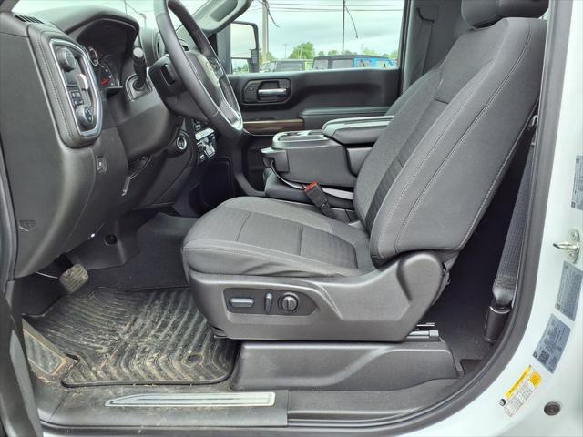 2022 Chevrolet Silverado 3500HD 2WD Regular Cab Long Bed LT