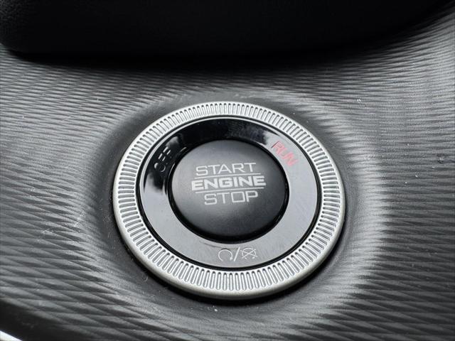 2026 Jeep Grand Cherokee Laredo 4x2
