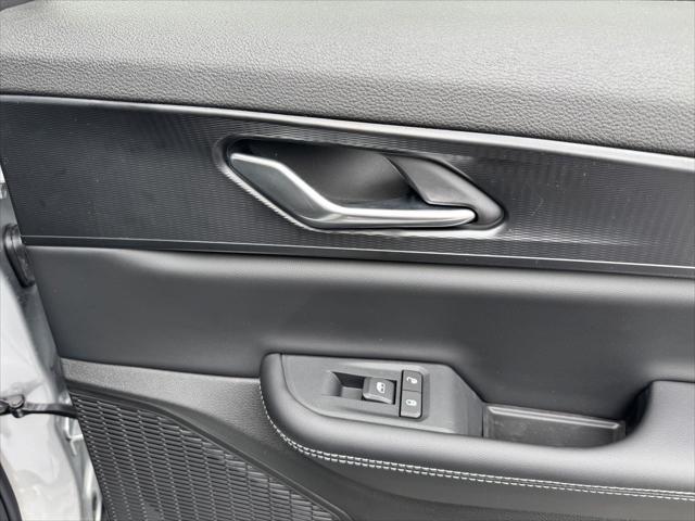 2026 Jeep Grand Cherokee Laredo 4x2