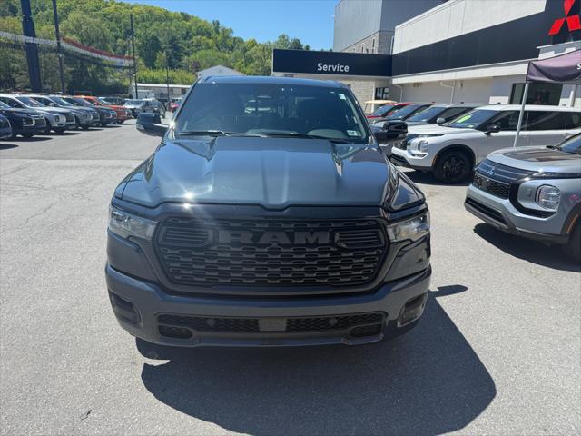 2025 Ram 1500 Big Horn Crew Cab 4x4 5'7" Box
