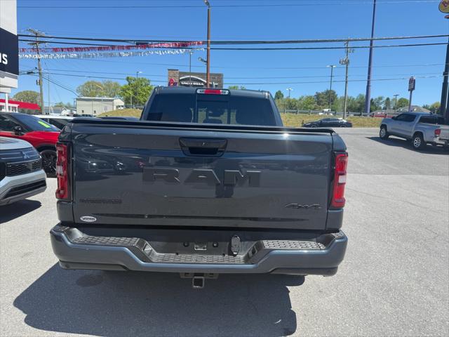 2025 Ram 1500 Big Horn Crew Cab 4x4 5'7" Box
