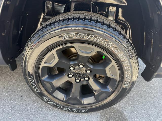 2025 Ram 1500 Big Horn Crew Cab 4x4 5'7" Box