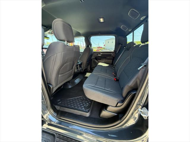 2025 Ram 1500 Big Horn Crew Cab 4x4 5'7" Box