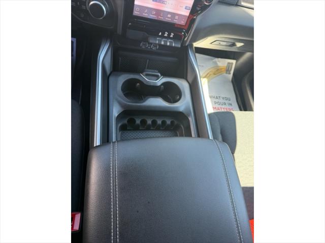 2025 Ram 1500 Big Horn Crew Cab 4x4 5'7" Box