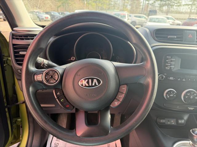 2016 Kia Soul Base