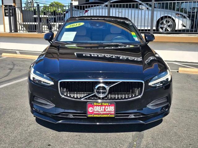 2018 Volvo S90 T5 Momentum
