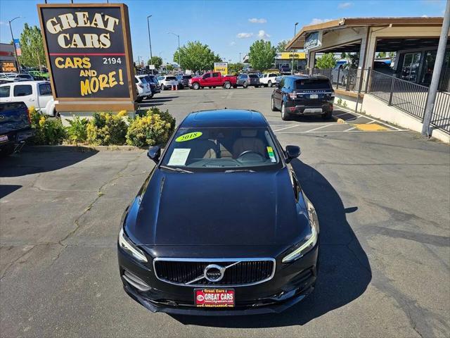 2018 Volvo S90 T5 Momentum