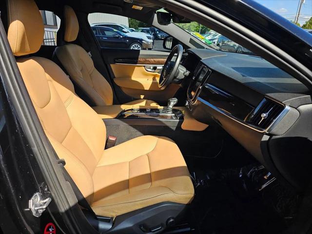 2018 Volvo S90 T5 Momentum