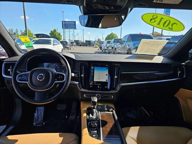 2018 Volvo S90 T5 Momentum