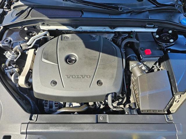 2018 Volvo S90 T5 Momentum