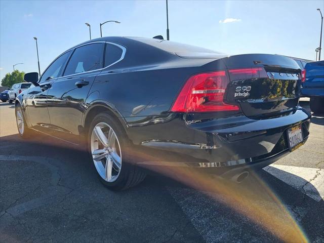 2018 Volvo S90 T5 Momentum