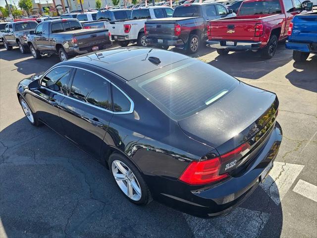 2018 Volvo S90 T5 Momentum