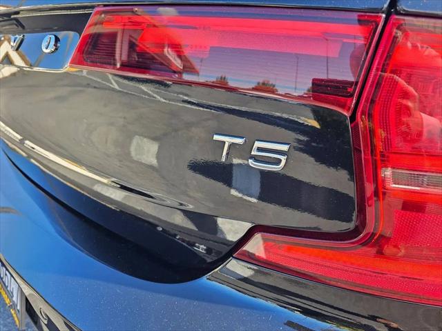 2018 Volvo S90 T5 Momentum