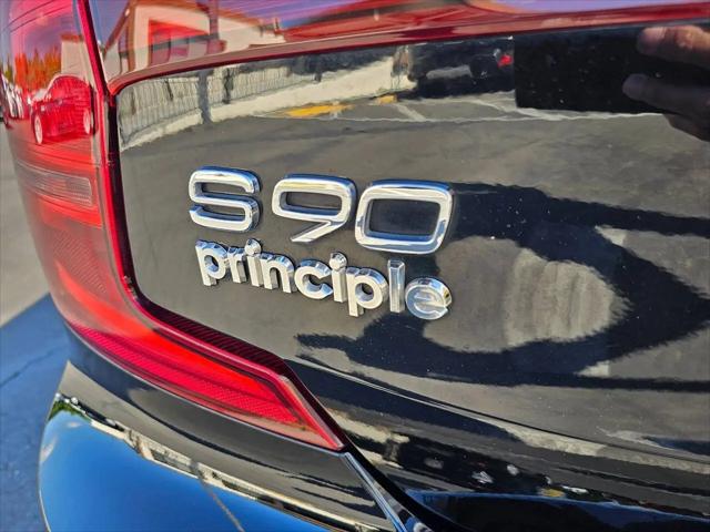 2018 Volvo S90 T5 Momentum