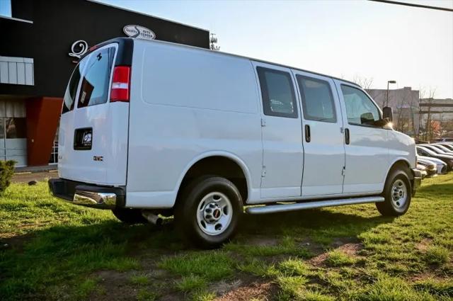 2024 GMC Savana Cargo RWD 2500 Regular Wheelbase Work Van
