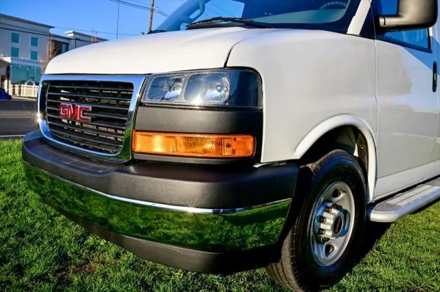 2024 GMC Savana Cargo RWD 2500 Regular Wheelbase Work Van