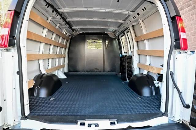 2024 GMC Savana Cargo RWD 2500 Regular Wheelbase Work Van