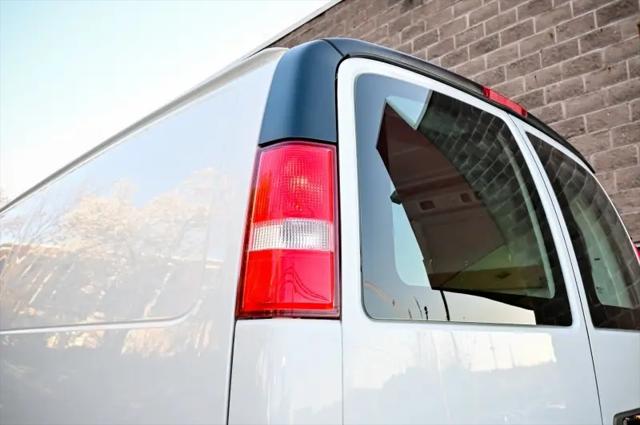 2024 GMC Savana Cargo RWD 2500 Regular Wheelbase Work Van