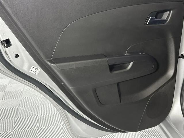 2019 Chevrolet Sonic Premier Auto