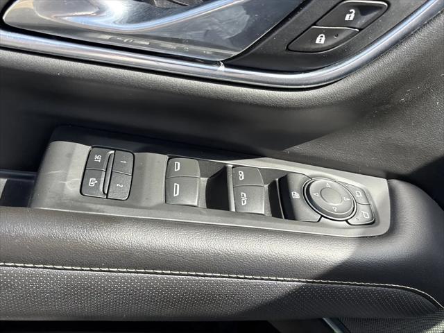 2021 GMC Yukon 2WD SLT