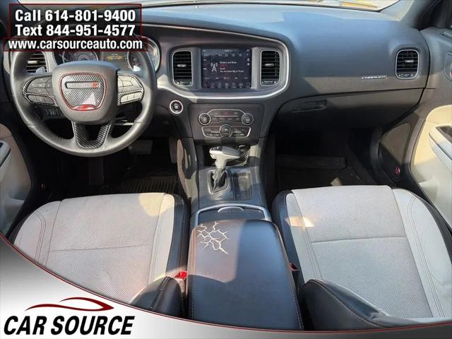 2017 Dodge Charger SXT RWD