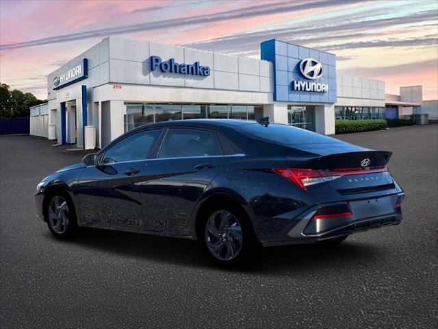 2026 Hyundai Elantra SEL Sport Premium