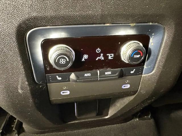 2022 GMC Yukon 4WD SLT