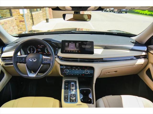 2023 INFINITI QX60 LUXE AWD