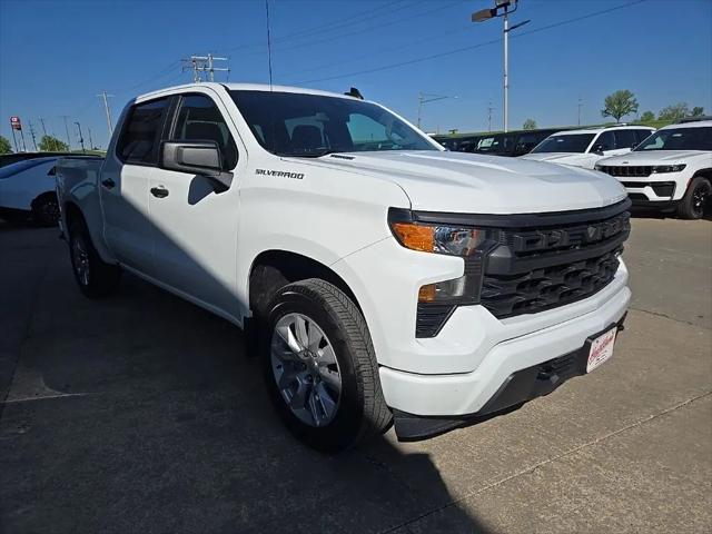 2025 Chevrolet Silverado 1500 4WD Crew Cab Short Bed Custom