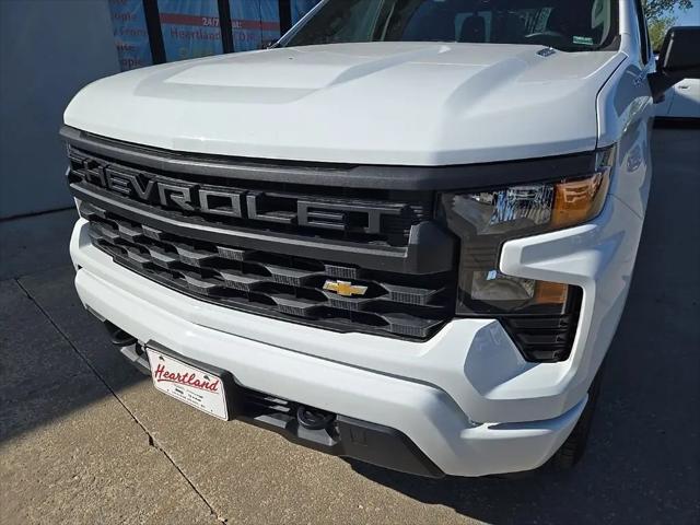 2025 Chevrolet Silverado 1500 4WD Crew Cab Short Bed Custom